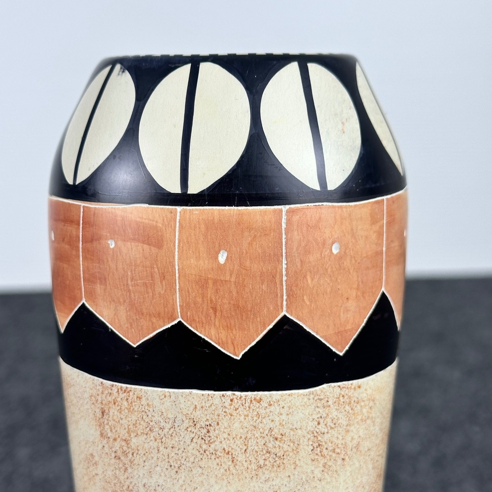 Southwestern Hand Painted Gecko Ceramic Vase Set 2pc Tribal Geometric Pattern - Picture 5 of 14